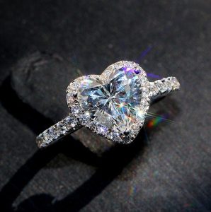 Ladies Premium Adjustable Finger Ring