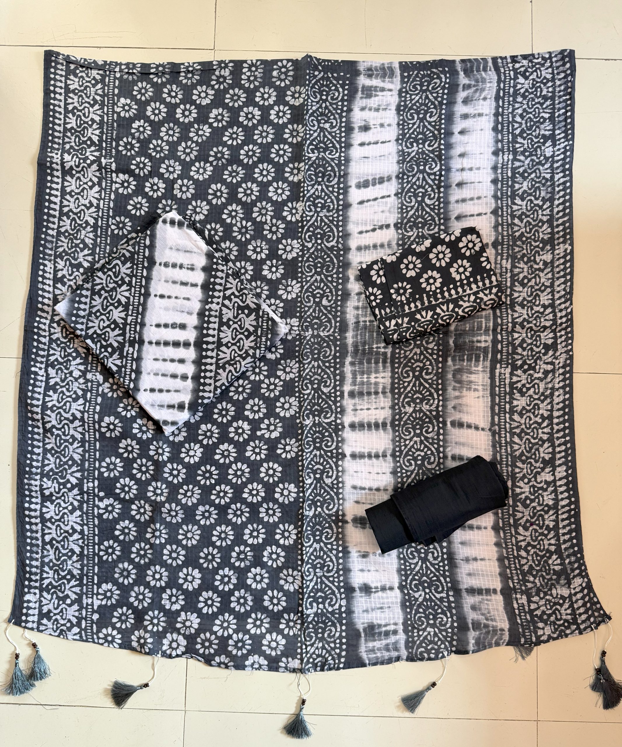 Black/ White -বাটিক থ্রি পিস