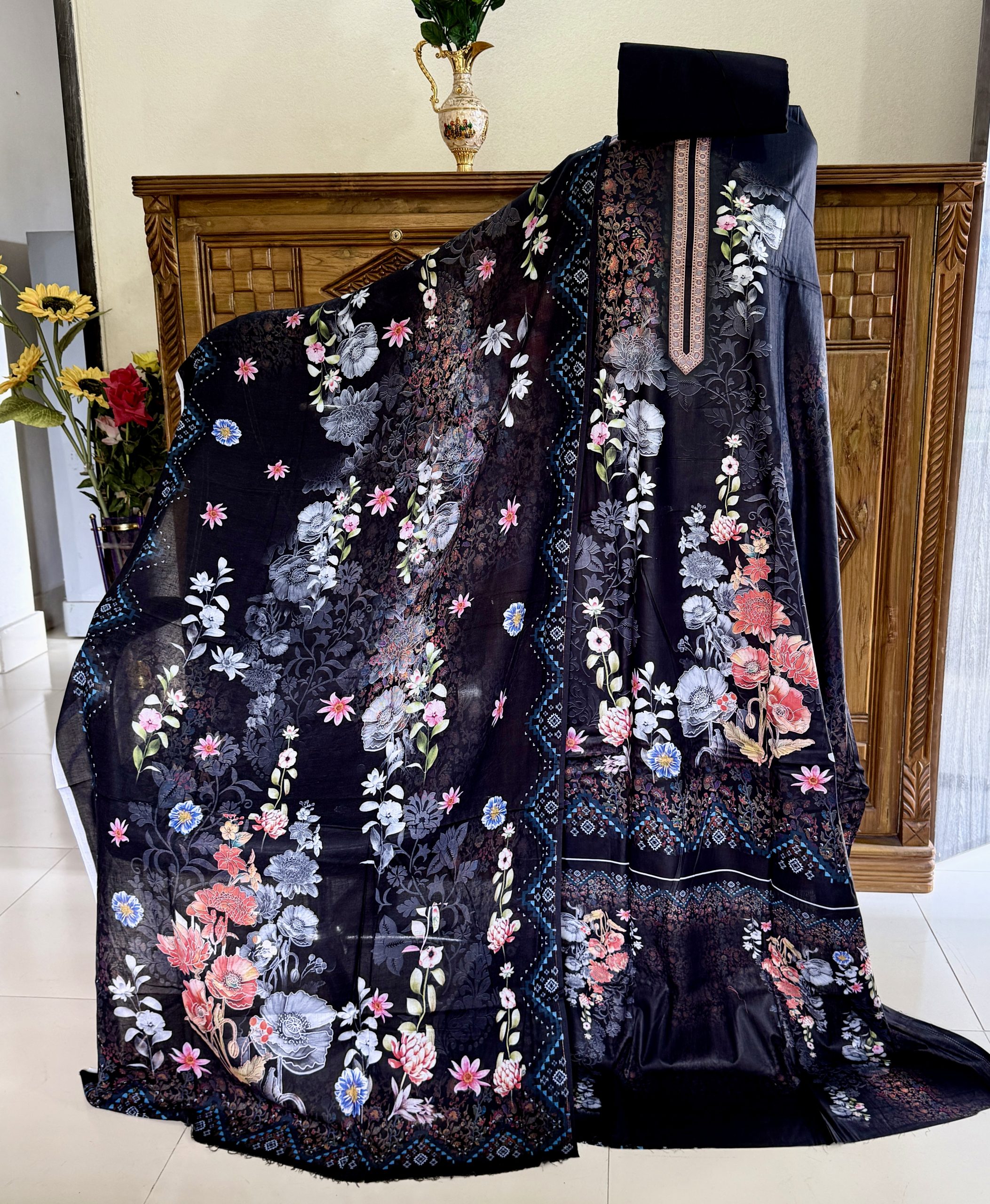Black Multicolor-জমজম সুইস লোন